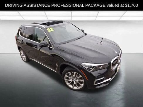 Used 2022 BMW X5 xDrive40i AWD/4WD image 2