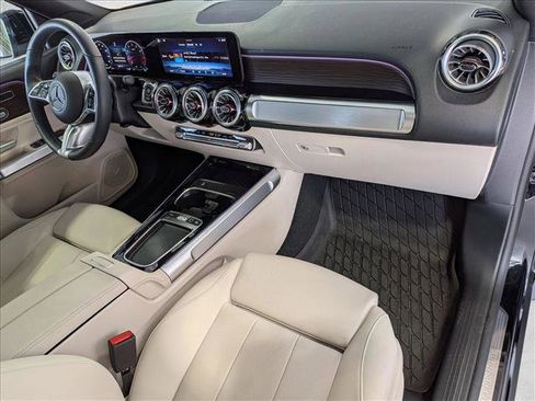 Used 2026 Mercedes-Benz GLB 250 image 22