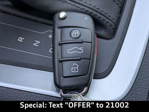 Used 2025 Audi Q3 2.0T Premium w/ Convenience Package image 38