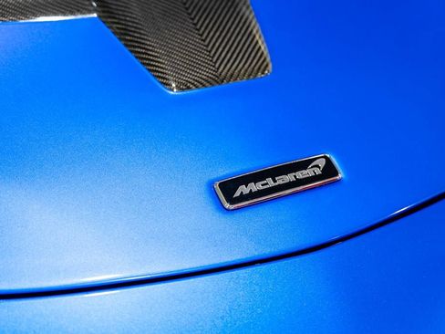 Used 2019 McLaren 600LT RWD image 18