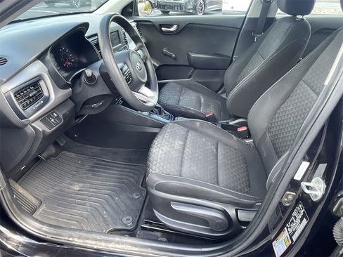 Used 2018 Kia Rio LX image 9