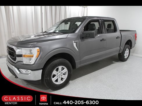 Used 2022 Ford F150 XLT w/ Equipment Group 301A Mid AWD/4WD image 3