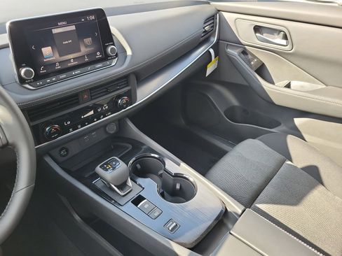 New 2026 Nissan Rogue SV image 31