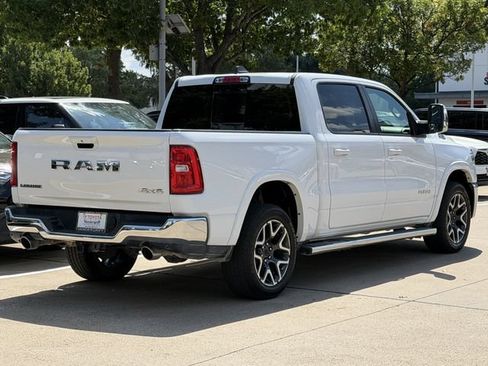 Used 2025 RAM 1500 Laramie AWD/4WD image 4