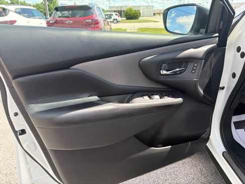 Used 2024 Nissan Murano SL AWD/4WD image 14