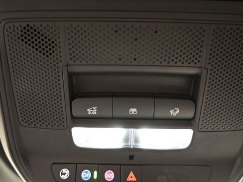 New 2026 Buick Enclave Preferred w/ Power Package image 19