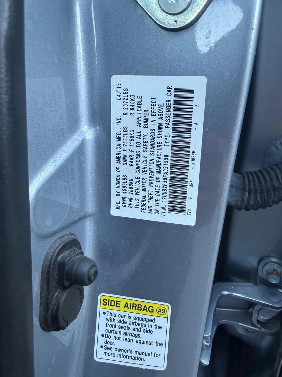 Used 2015 Acura TLX w/ Technology Package FWD image 36