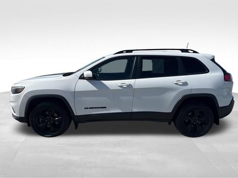 Used 2020 Jeep Cherokee Latitude Plus AWD/4WD image 6