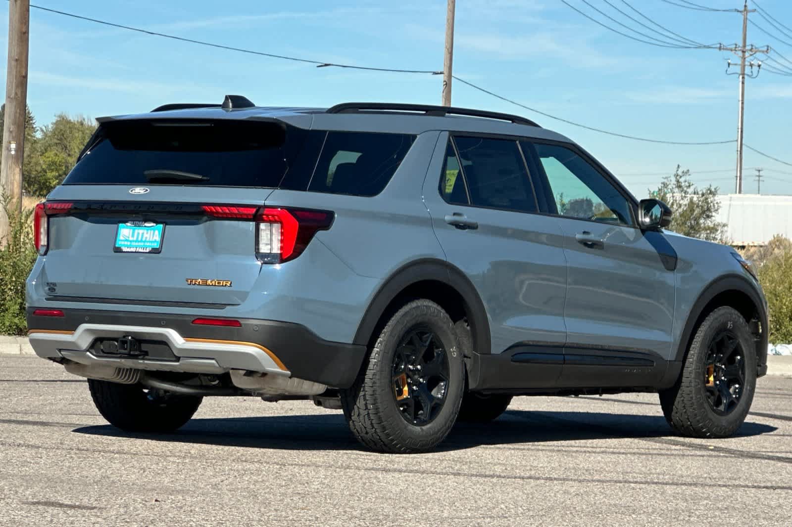 New 2027 Ford Explorer Tremor AWD/4WD image 2
