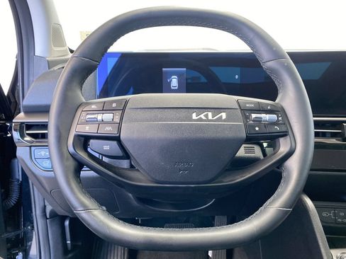 Certified 2026 Kia Sportage EX w/ EX Panorama Roof Package FWD image 22