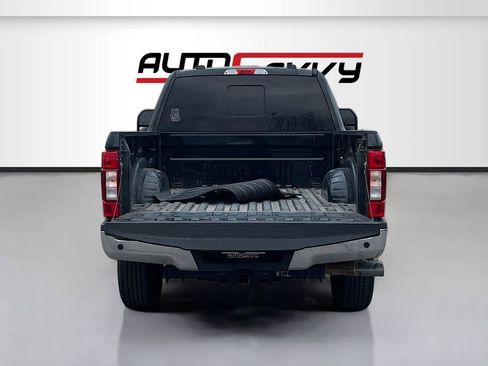 Used 2022 Ford F250 Lariat image 28