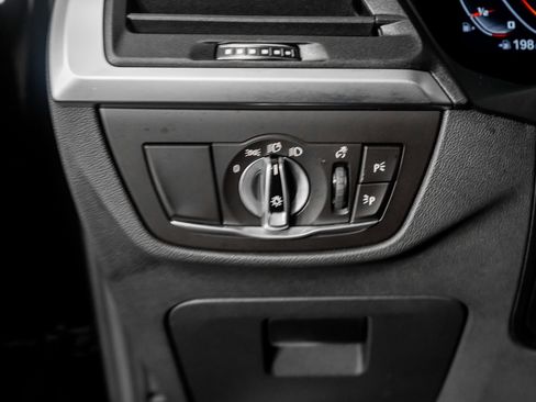 Used 2023 BMW X4 M40i image 45