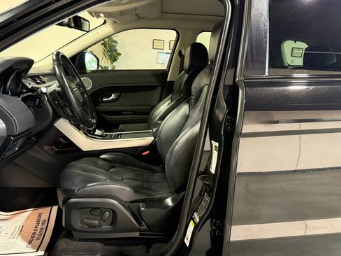 Used 2015 Land Rover Range Rover Evoque Pure Plus image 10