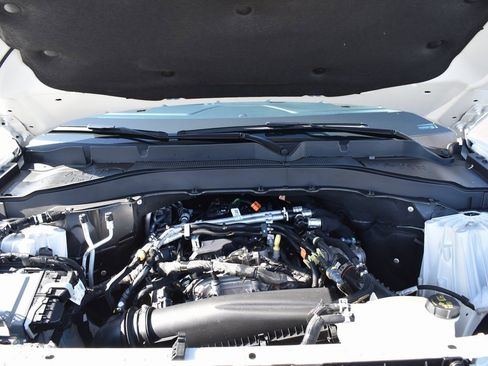 Used 2025 Ford Explorer Active image 27