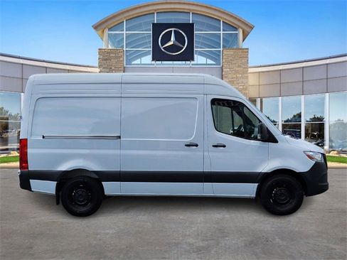New 2025 Mercedes-Benz Sprinter 2500 image 5