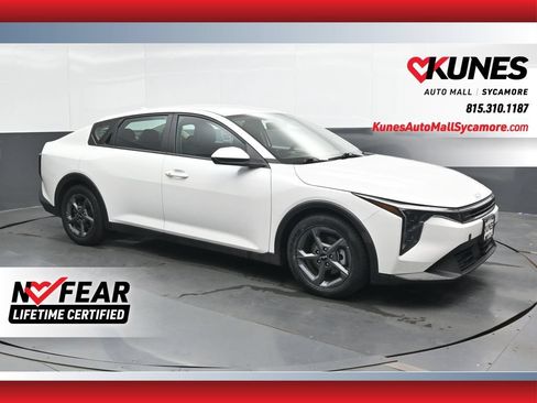 Used 2025 Kia K4 FWD image 1