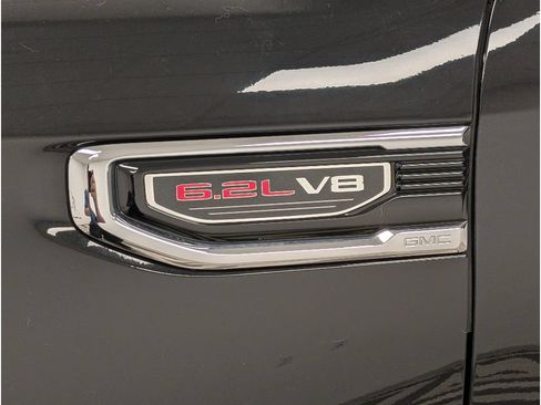 Used 2019 GMC Sierra 1500 Denali w/ Denali Ultimate Package AWD/4WD image 7