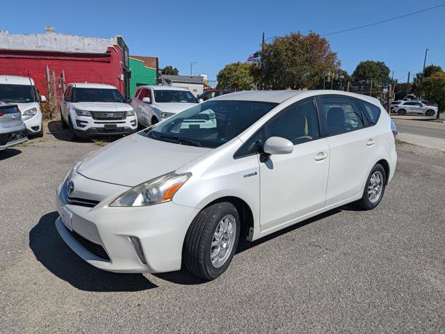 Used 2014 Toyota Prius V Three FWD image 3