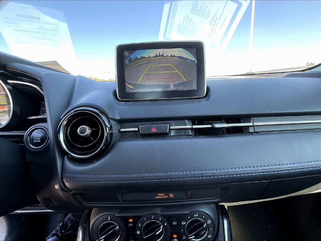 Used 2017 Toyota Yaris iA FWD image 14