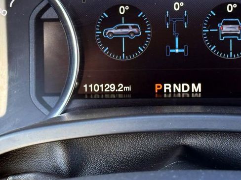 Used 2018 Ford Expedition Limited w/ Equipment Group 302A AWD/4WD image 23