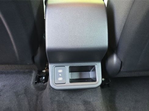 Used 2025 Kia K4 LXS image 22