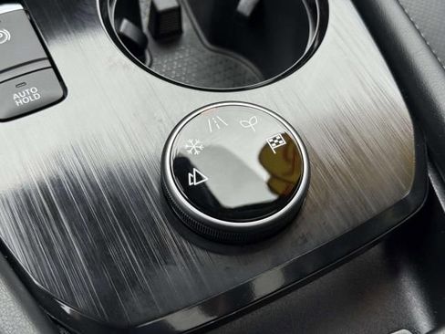 Used 2026 Nissan Rogue Platinum w/ Platinum Premium Package AWD/4WD image 30