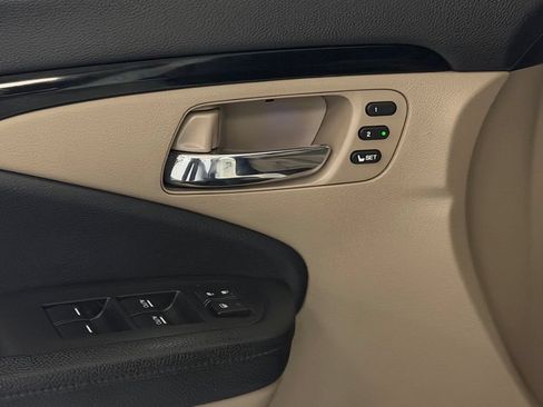Used 2017 Honda Pilot Elite image 13