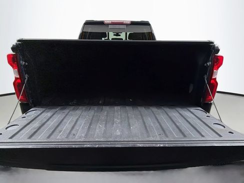 Used 2021 Chevrolet Silverado 1500 RST w/ Convenience Package II AWD/4WD image 23