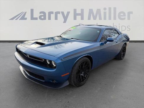 Certified 2022 Dodge Challenger R/T w/ Driver Convenience Group image 1