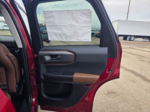 New 2025 Ford Bronco Sport Outer Banks w/ Outer Banks Tech Package+ AWD/4WD image 24
