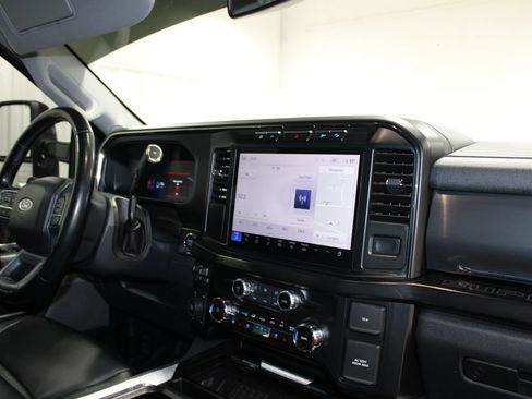 Used 2024 Ford F350 Lariat w/ Sport Appearance Package AWD/4WD image 38