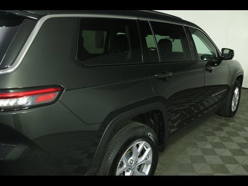 Used 2022 Jeep Grand Cherokee L Limited AWD/4WD image 20