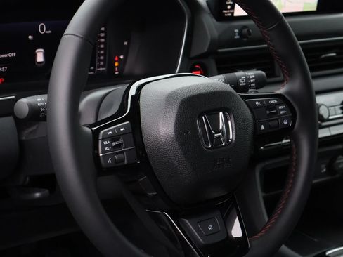 New 2026 Honda Pilot Black Edition image 13