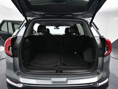 Certified 2023 GMC Terrain SLT image 21