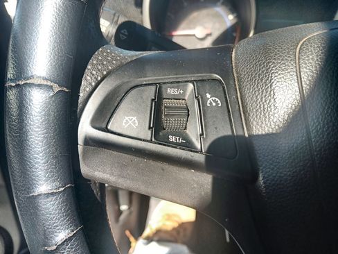 Used 2016 Chevrolet Cruze LT image 9