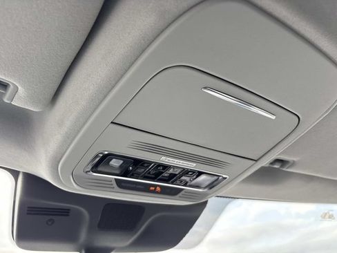 New 2026 Lincoln Navigator L Black Label w/ Black Label Special Edition AWD/4WD image 31