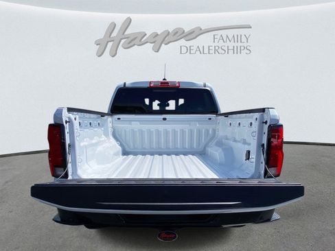 Used 2024 Chevrolet Colorado Z71 w/ Z71 Convenience Package 2 image 40