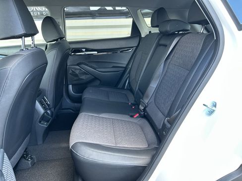 New 2026 Kia Seltos S AWD/4WD image 12
