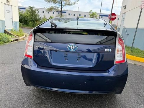 Used 2015 Toyota Prius Persona Series FWD image 13