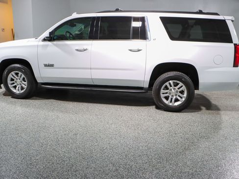 Used 2018 Chevrolet Suburban LT w/ Texas Edition Package image 10