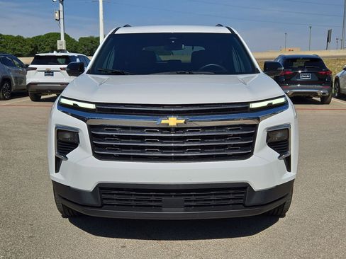 Used 2024 Chevrolet Traverse LT AWD/4WD image 10