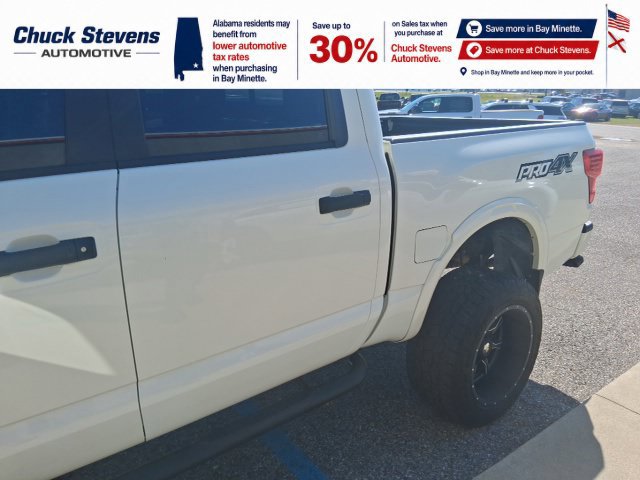 Used 2018 Nissan Titan PRO-4X w/ Pro-4x Utility Package AWD/4WD image 5
