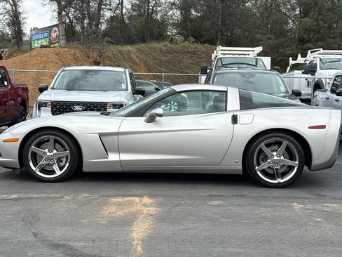 Used 2007 Chevrolet Corvette Coupe w/ Preferred Equipment Group image 7