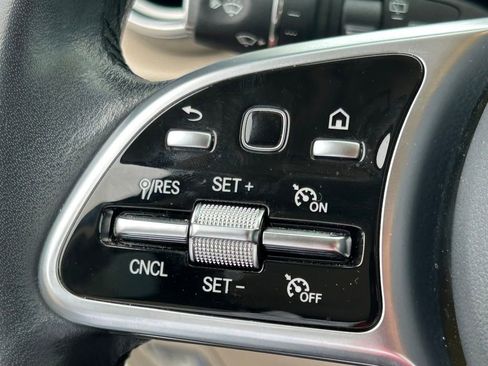 Used 2022 Mercedes-Benz GLC 300 image 20