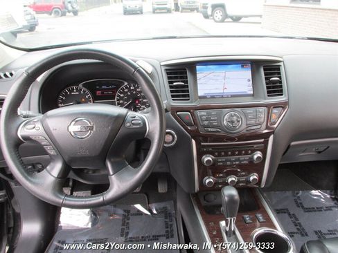 Used 2015 Nissan Pathfinder SL w/ SL Premium Package AWD/4WD image 25