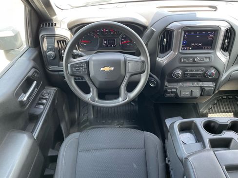 Used 2024 Chevrolet Silverado 2500 W/T w/ WT Convenience Package RWD image 6