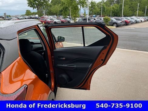 Used 2023 Nissan Kicks SV FWD image 18