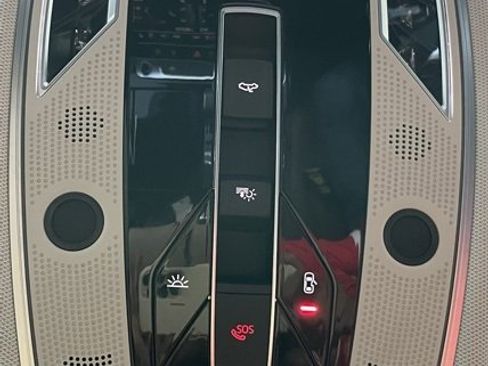 Used 2019 Audi A8 L 3.0T w/ Executive Package image 22