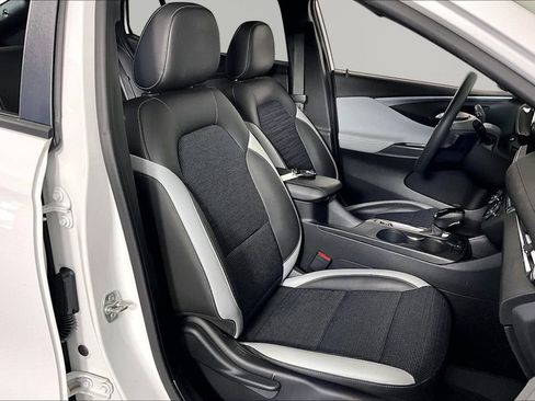 Certified 2024 Buick Envista Preferred w/ Advanced Safety Package FWD image 26