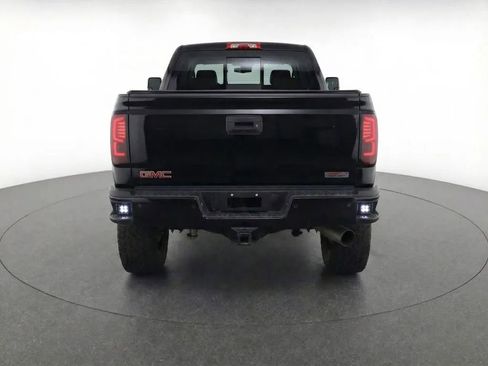 Used 2017 GMC Sierra 2500 SLT w/ Duramax Plus Package image 26